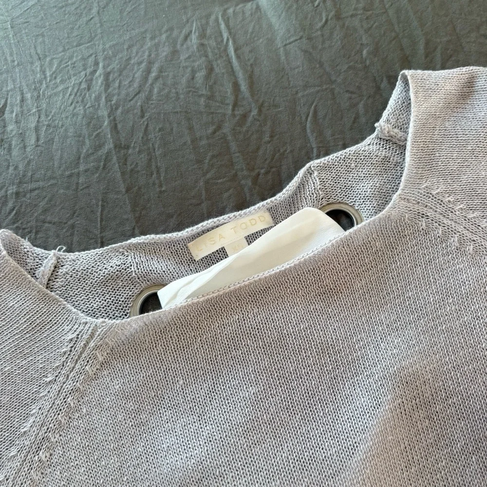 Lisa Todd Linen Silver Gray Lace Up Back Sweater. Size XS. - Picture 10 of 13